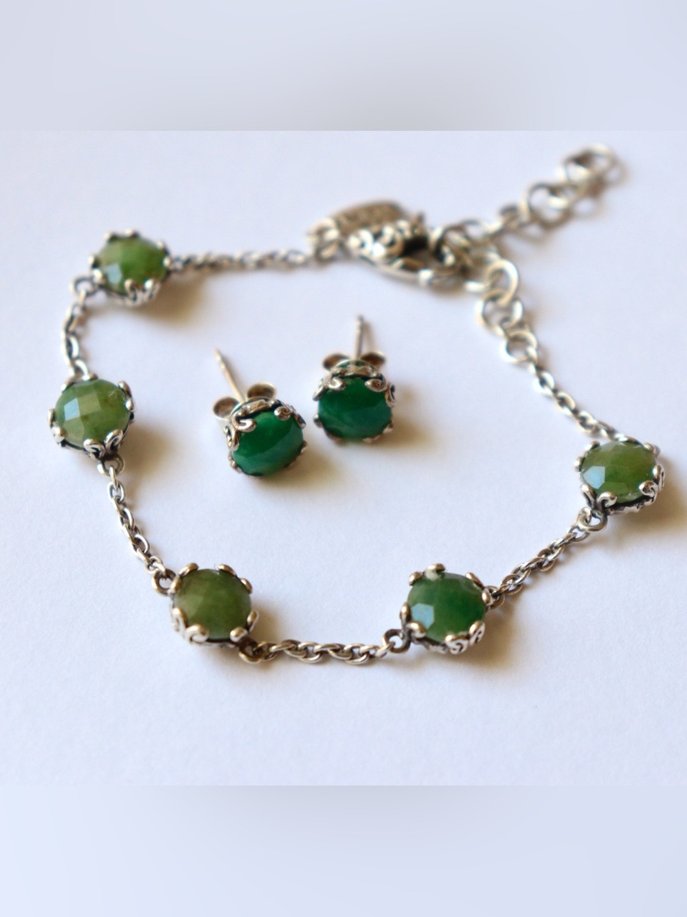 Samuel B. Bundle - Emerald Glow Studs and Emerald Glow Bracelet